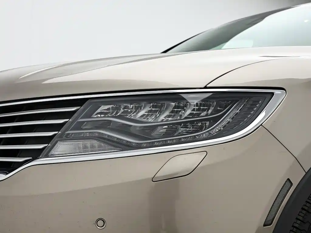 Lincoln MKX — фото 10