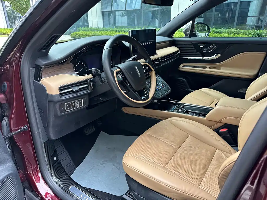 Lincoln Corsair — фото 4