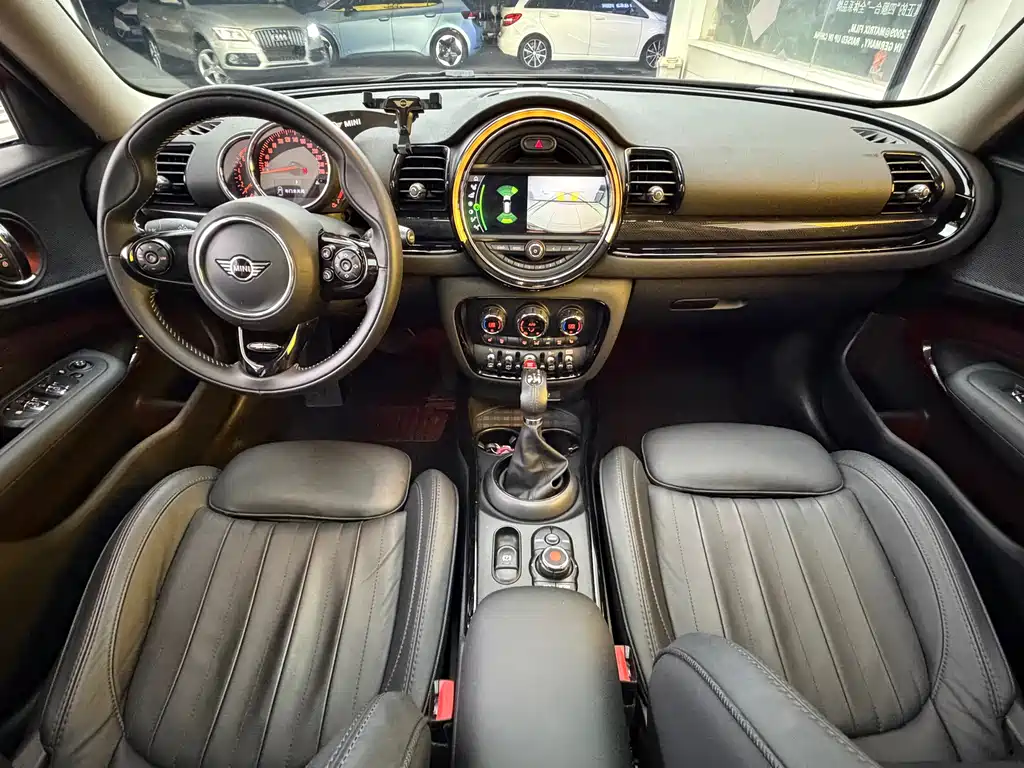 MINI Mini Clubman — фото 14