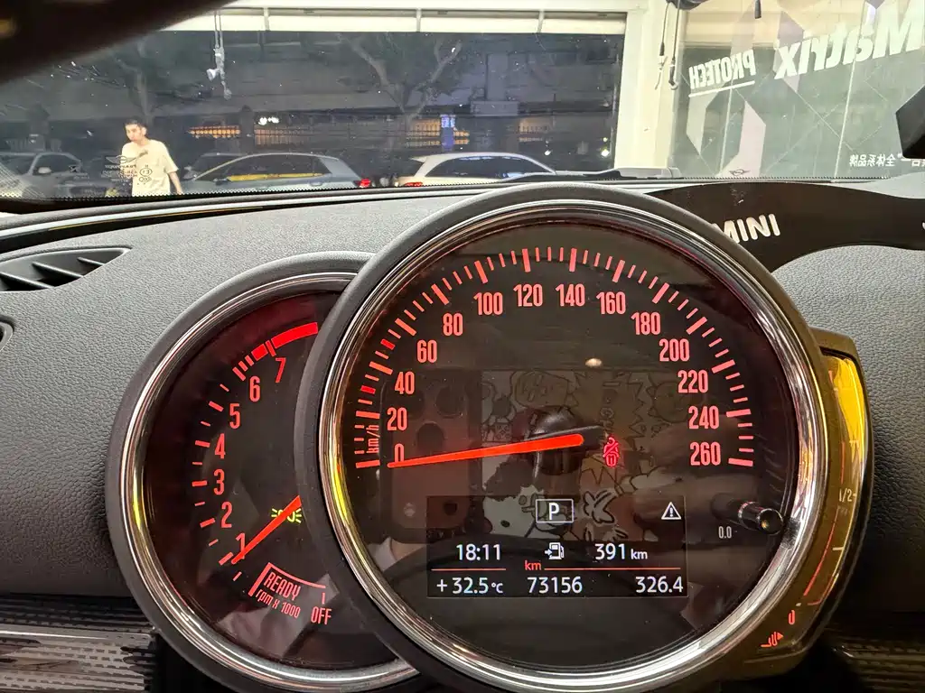 MINI Mini Clubman — фото 17