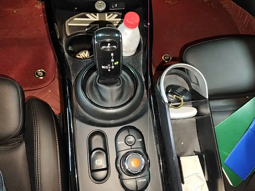 MINI Mini Clubman — фото 10