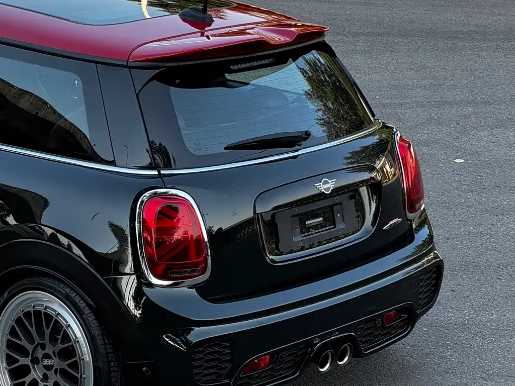 MINI Mini JCW — фото 11