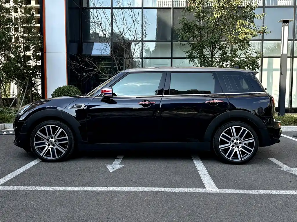 MINI Mini Clubman — фото 21