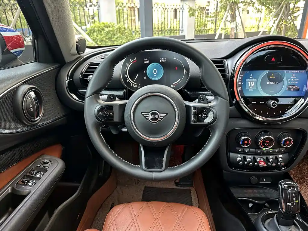 MINI Mini Clubman — фото 8