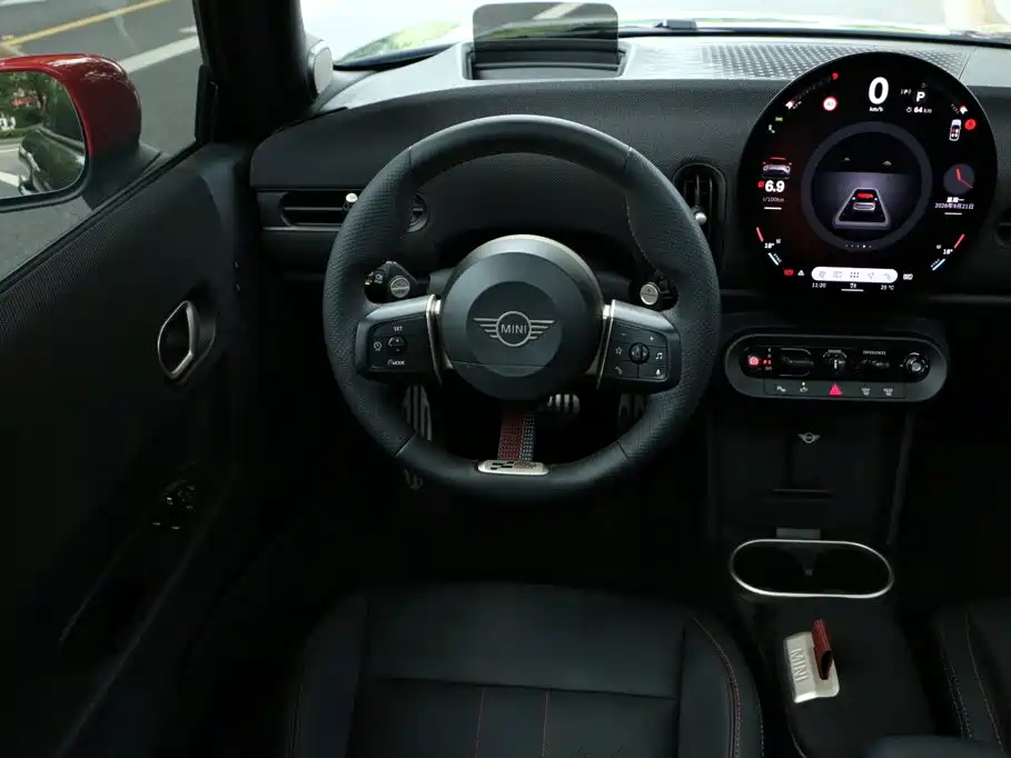 MINI Mini JCW — фото 23