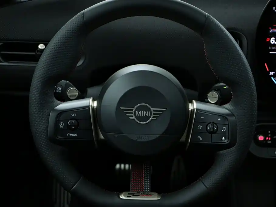 MINI Mini JCW — фото 24