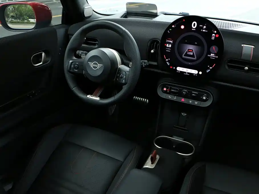 MINI Mini JCW — фото 29