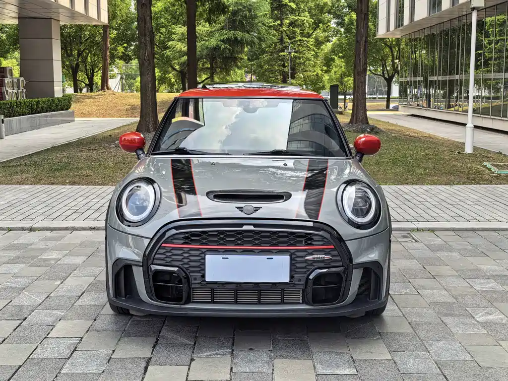 MINI Mini JCW — фото 2