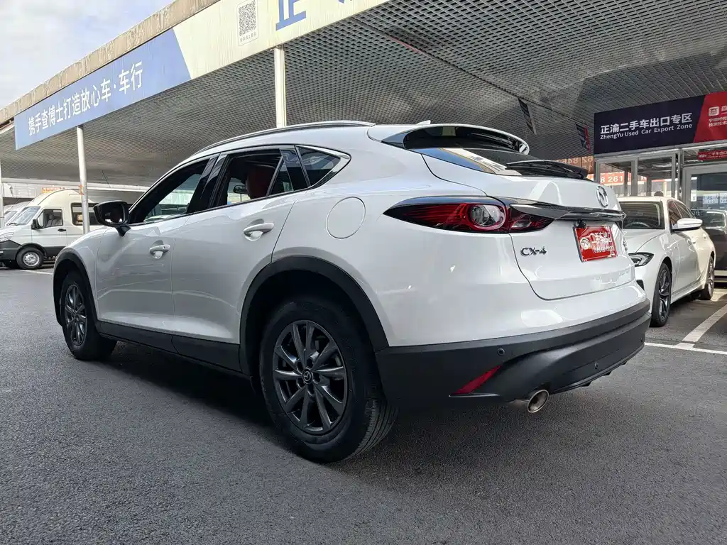 Mazda CX-4 — фото 6