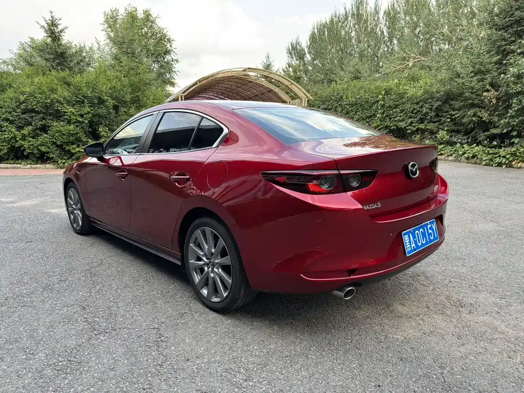 Mazda 3 Axela — фото 19