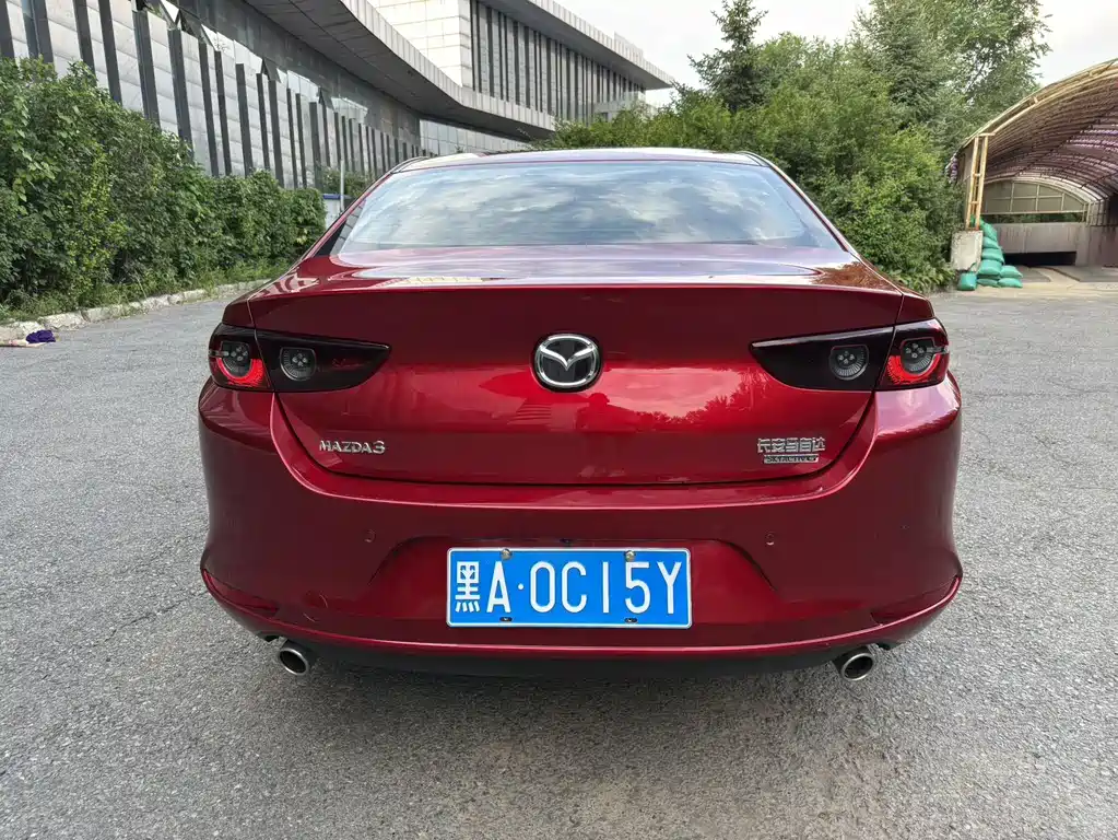 Mazda 3 Axela — фото 20