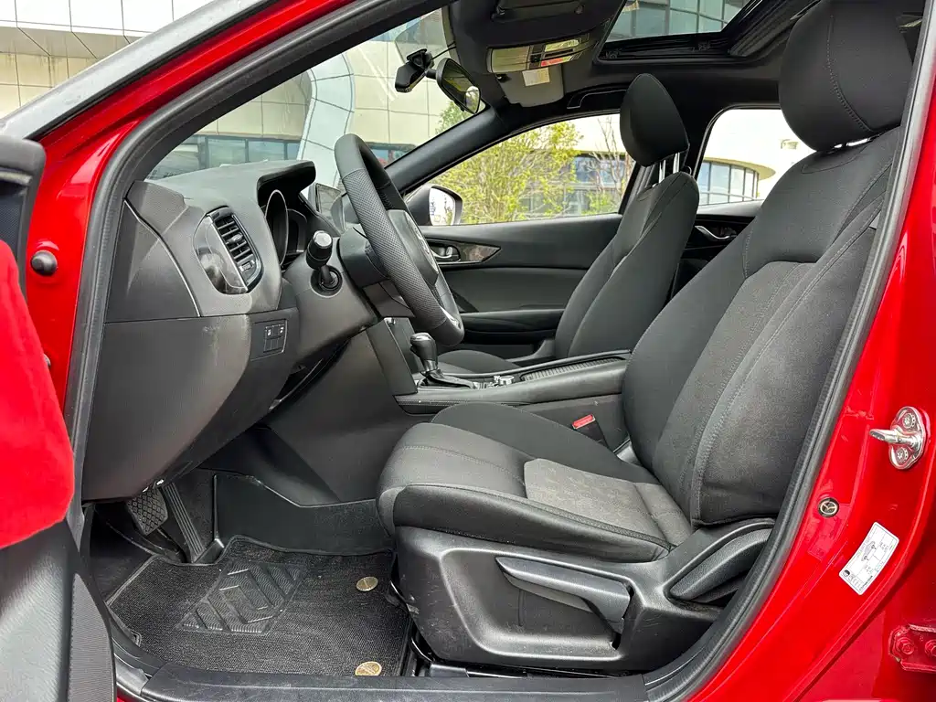 Mazda CX-4 — фото 3