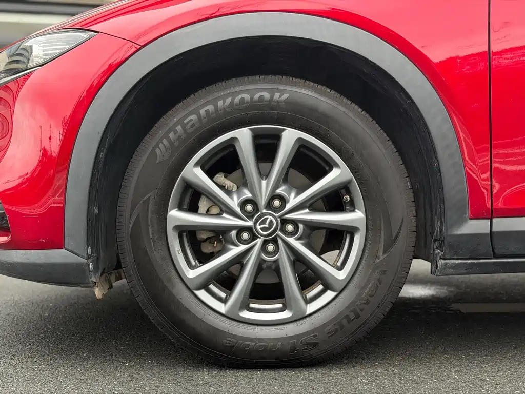 Mazda CX-4 — фото 10