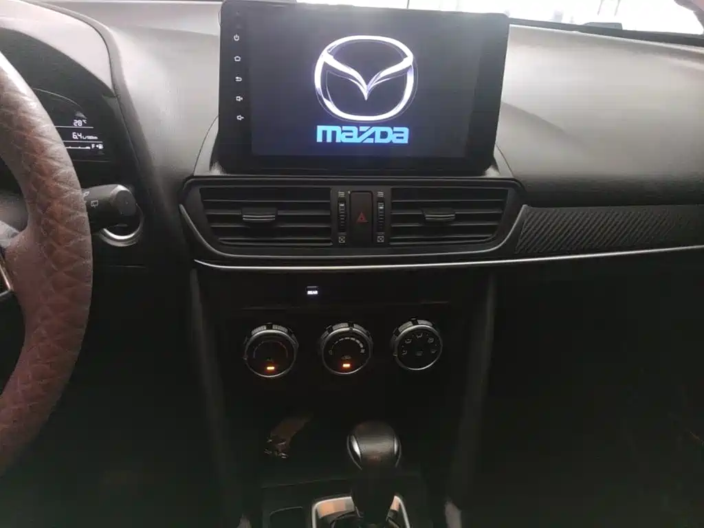 Mazda CX-4 — фото 13