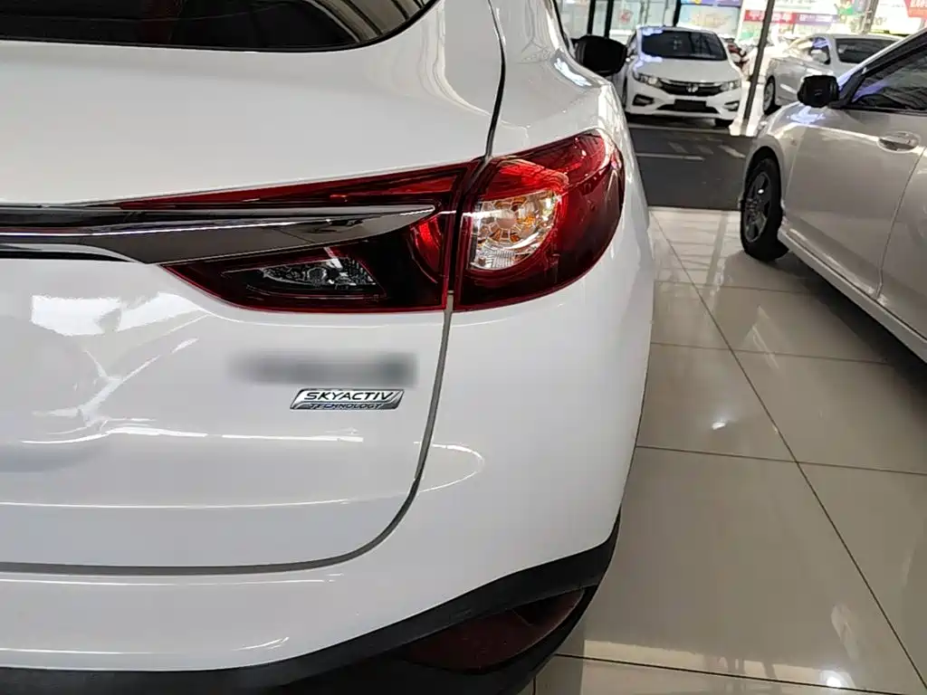 Mazda CX-4 — фото 8