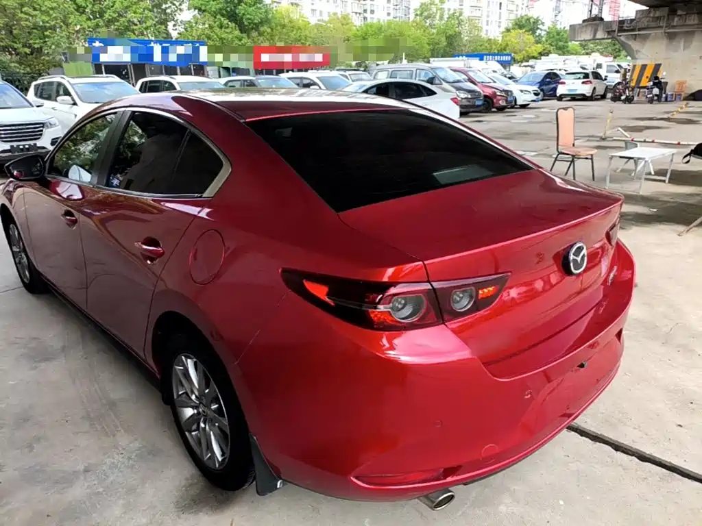 Mazda 3 Axela — фото 23