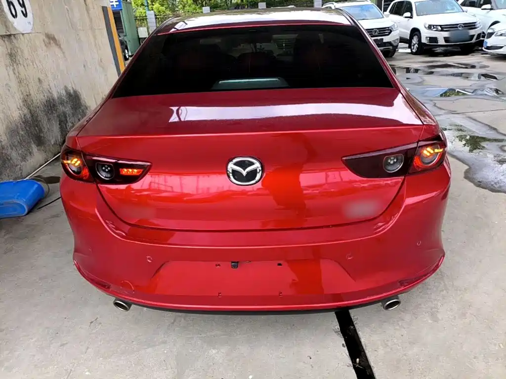 Mazda 3 Axela — фото 4