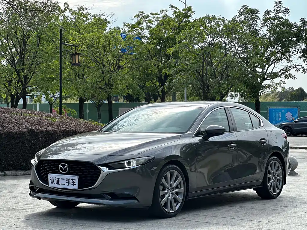 Mazda 3 Axela — фото 3
