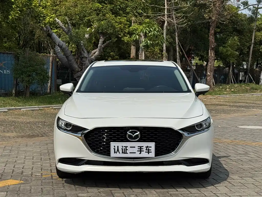 Mazda 3 Axela — фото 2