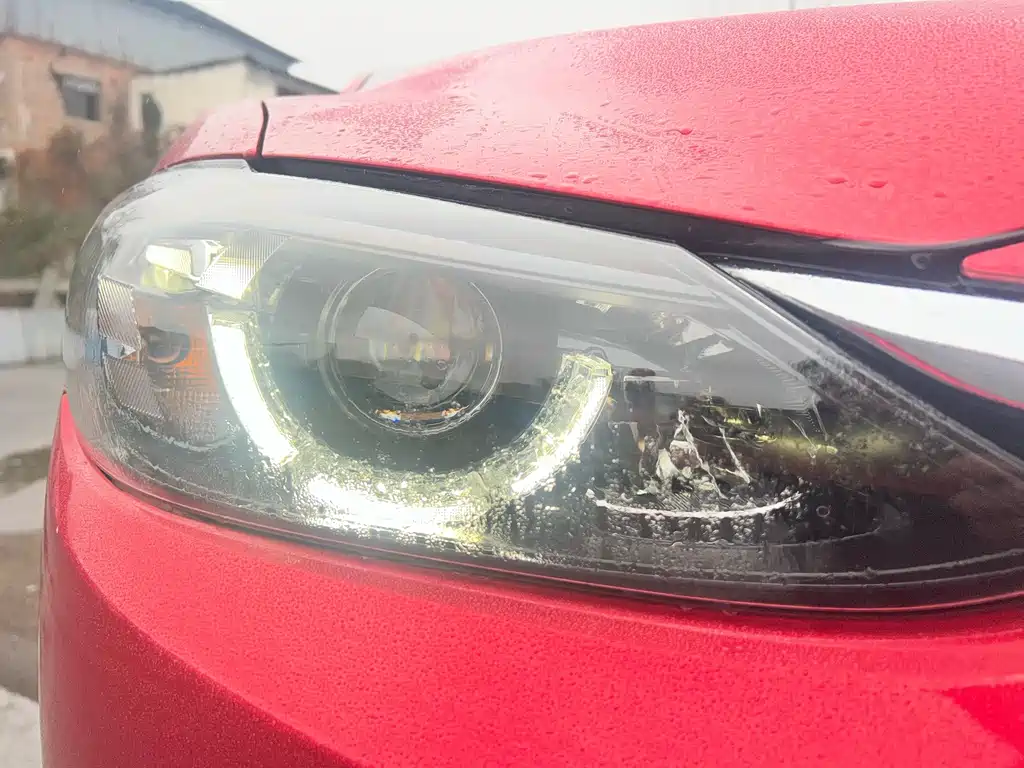 Mazda Atenza — фото 15