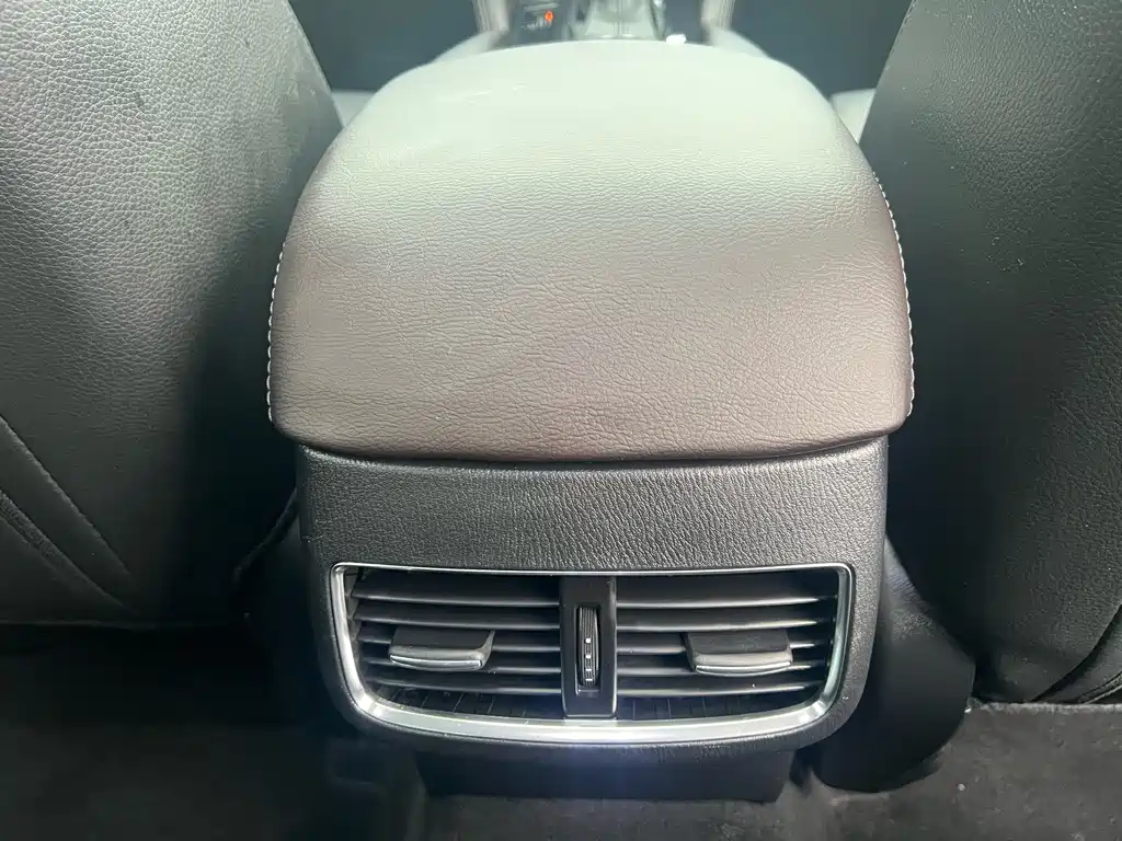 Mazda Atenza — фото 10