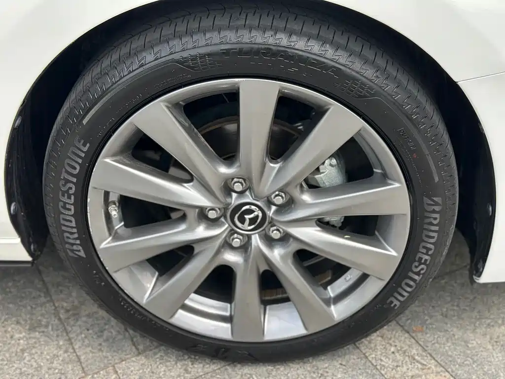 Mazda 3 Axela — фото 14