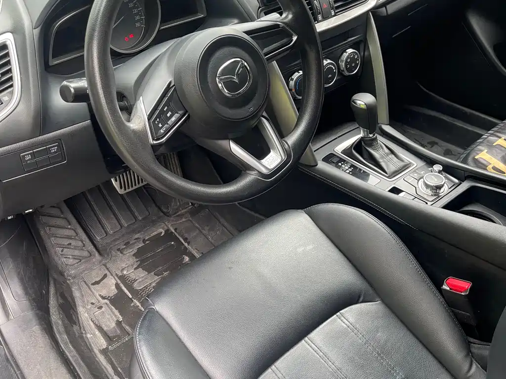 Mazda CX-4 — фото 4