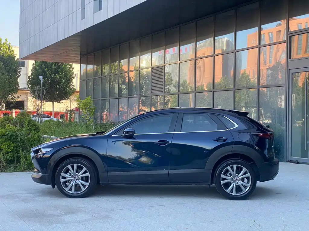 Mazda CX-30 — фото 10