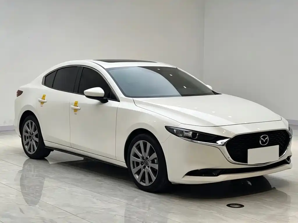 Mazda 3 Axela — фото 3