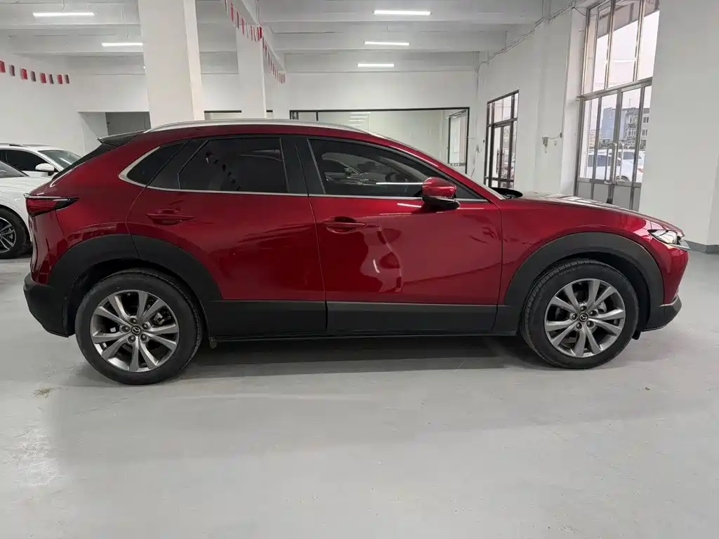 Mazda CX-30 — фото 4