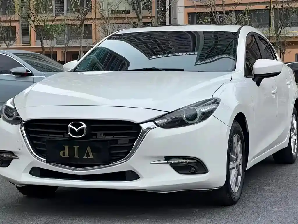 Mazda 3 Axela — фото 3
