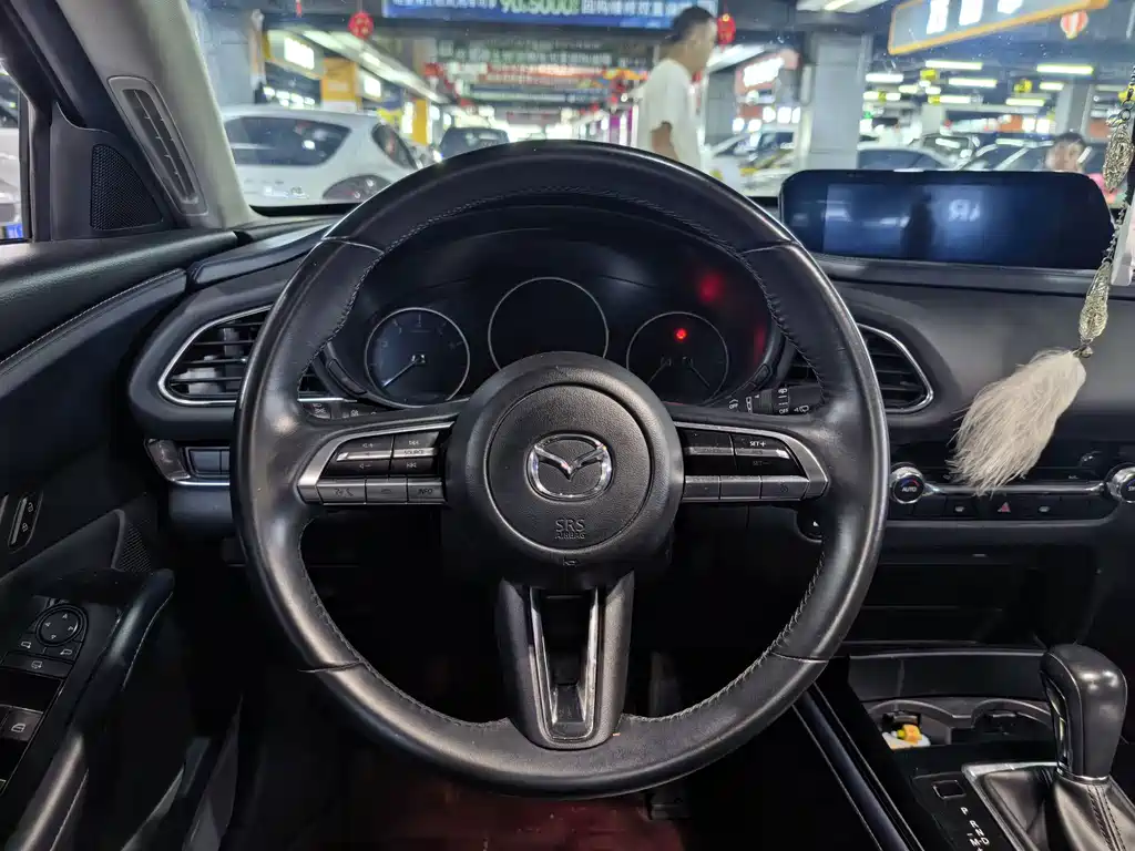 Mazda CX-30 — фото 7