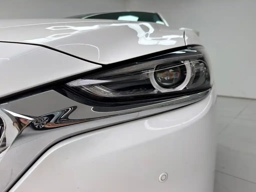 Mazda Atenza — фото 11