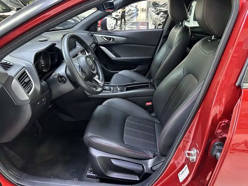 Mazda CX-4 — фото 4
