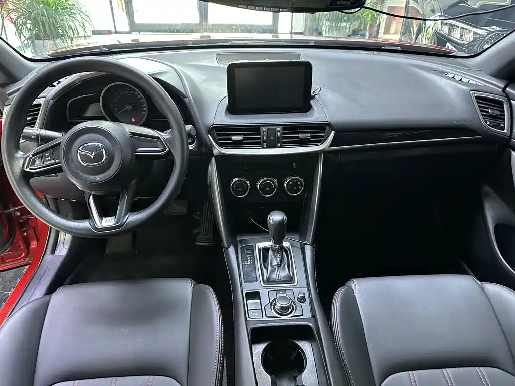 Mazda CX-4 — фото 6