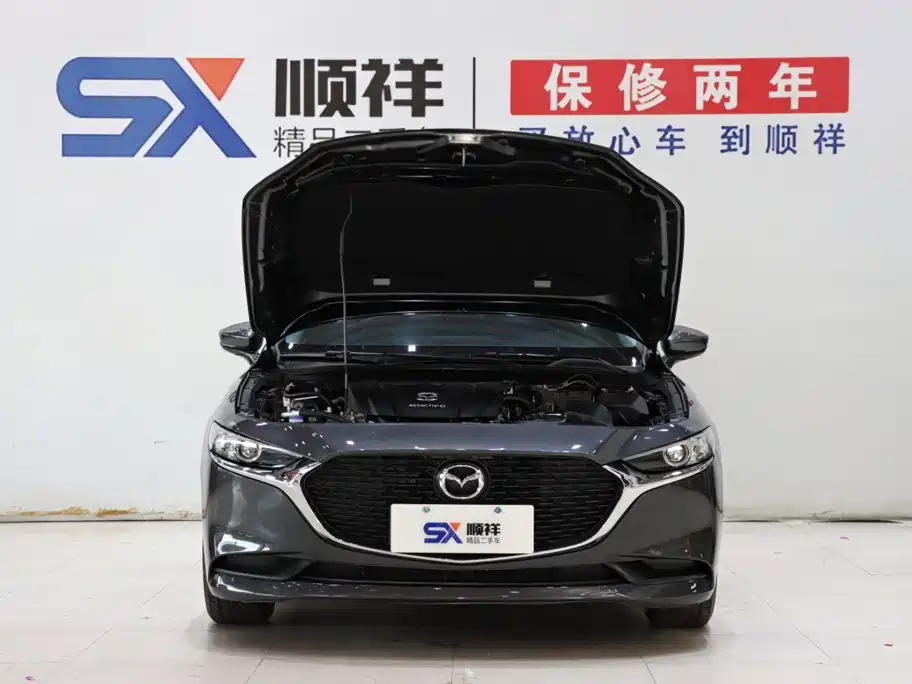 Mazda 3 Axela — фото 17