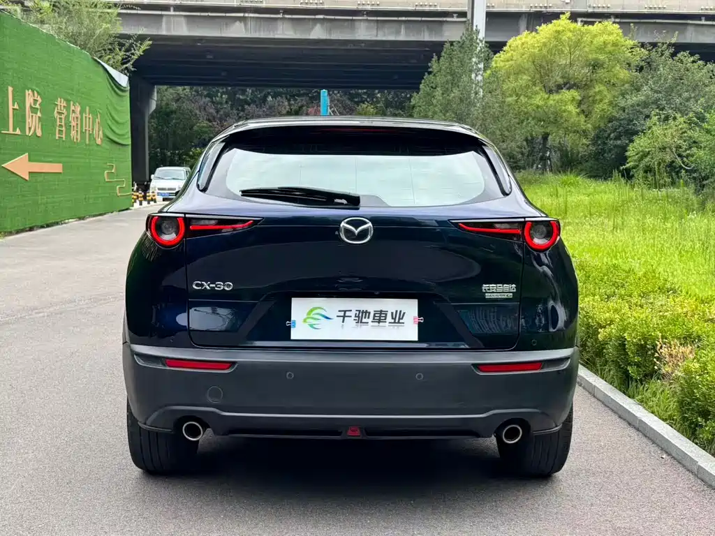 Mazda CX-30 — фото 15