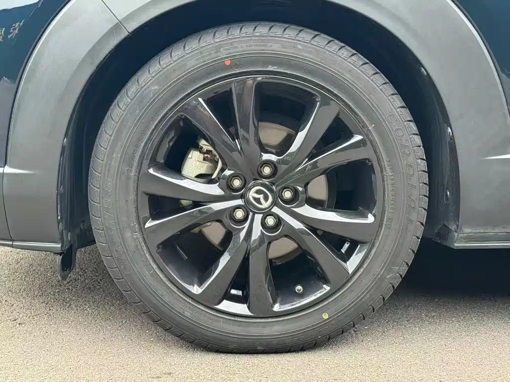 Mazda CX-30 — фото 19