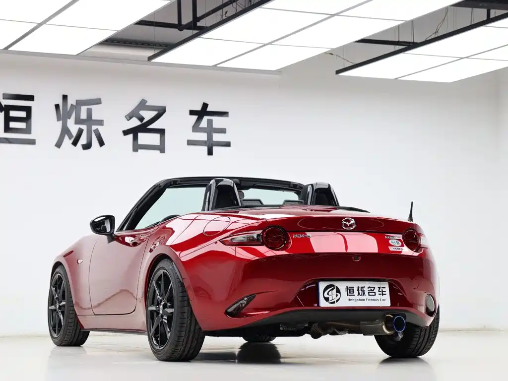 Mazda MX-5 — фото 21