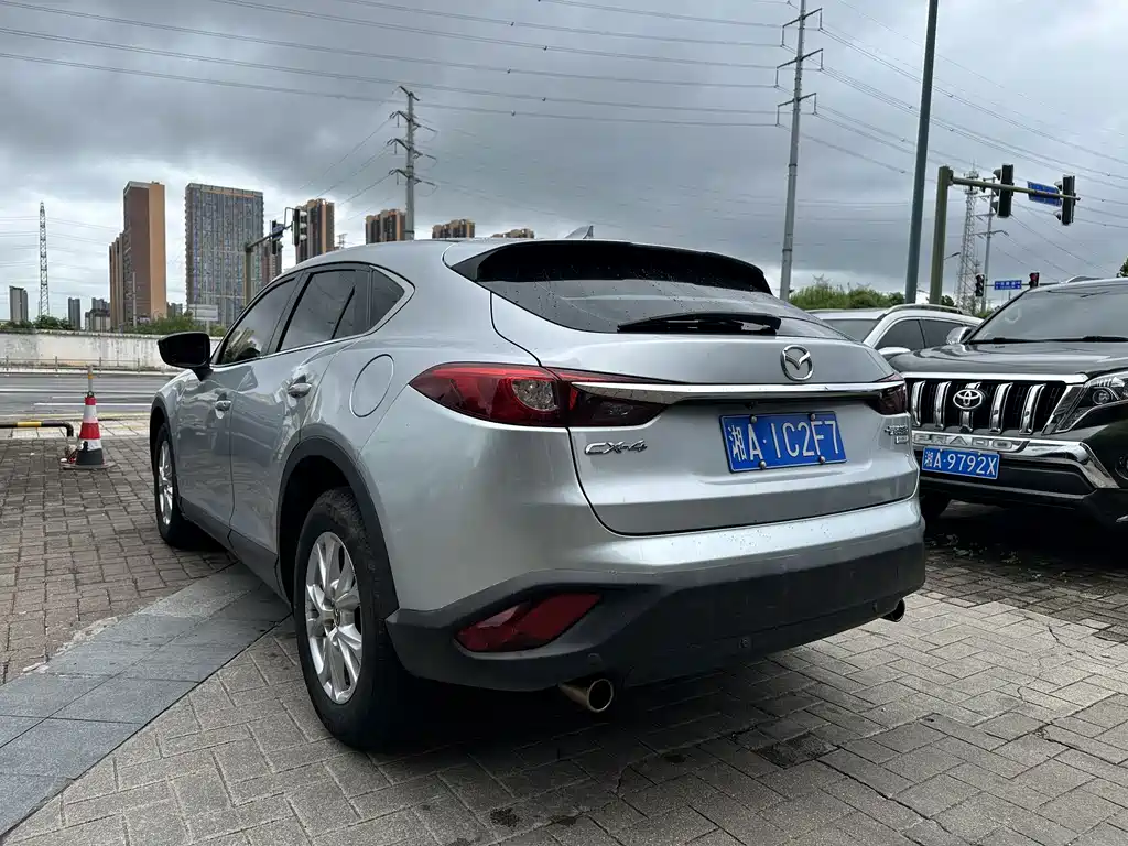 Mazda CX-4 — фото 5