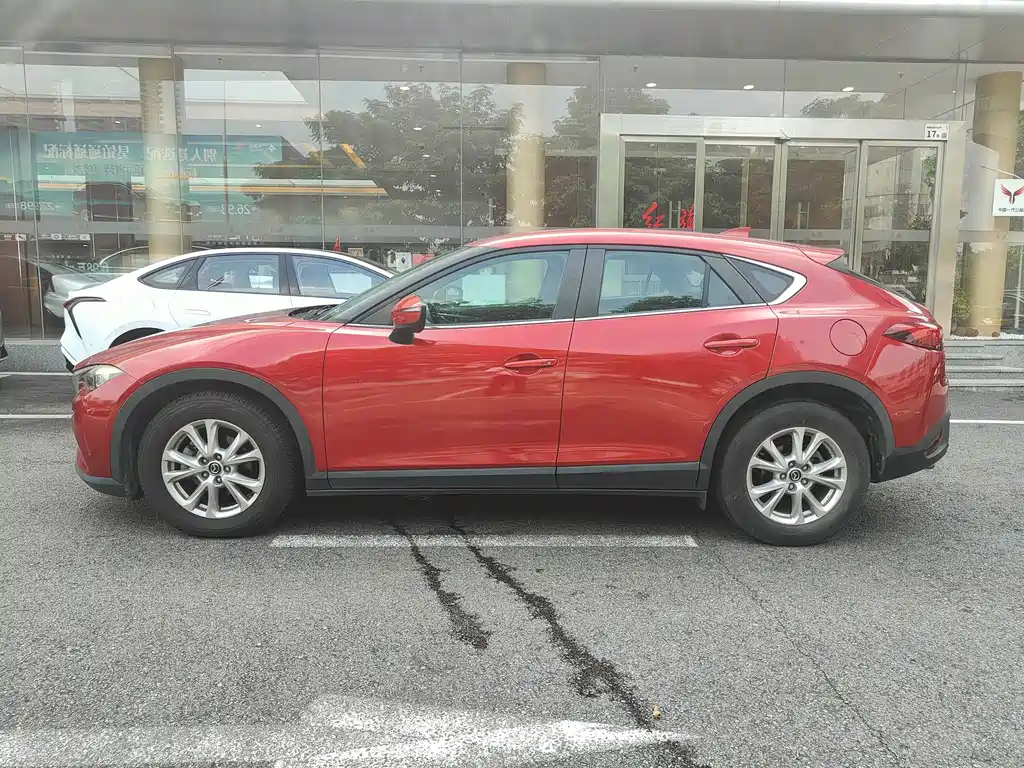 Mazda CX-4 — фото 4