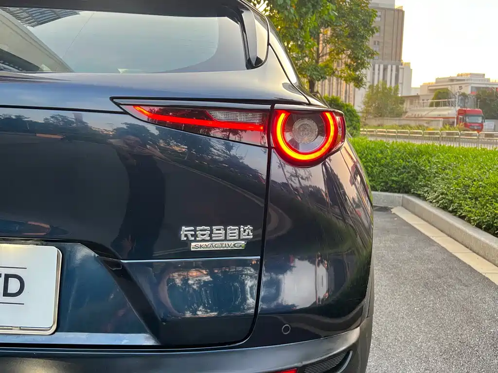 Mazda CX-30 — фото 11