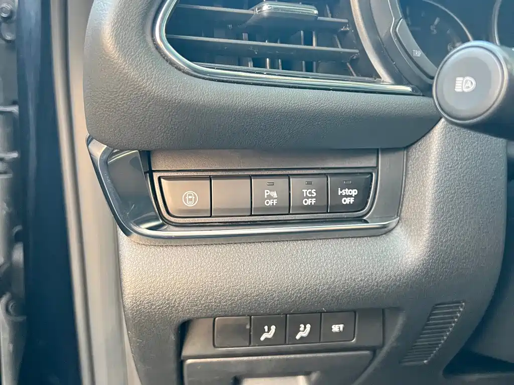 Mazda CX-30 — фото 30