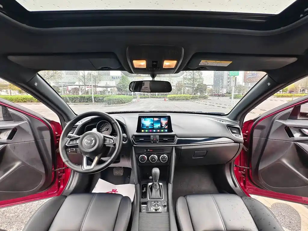 Mazda CX-4 — фото 11