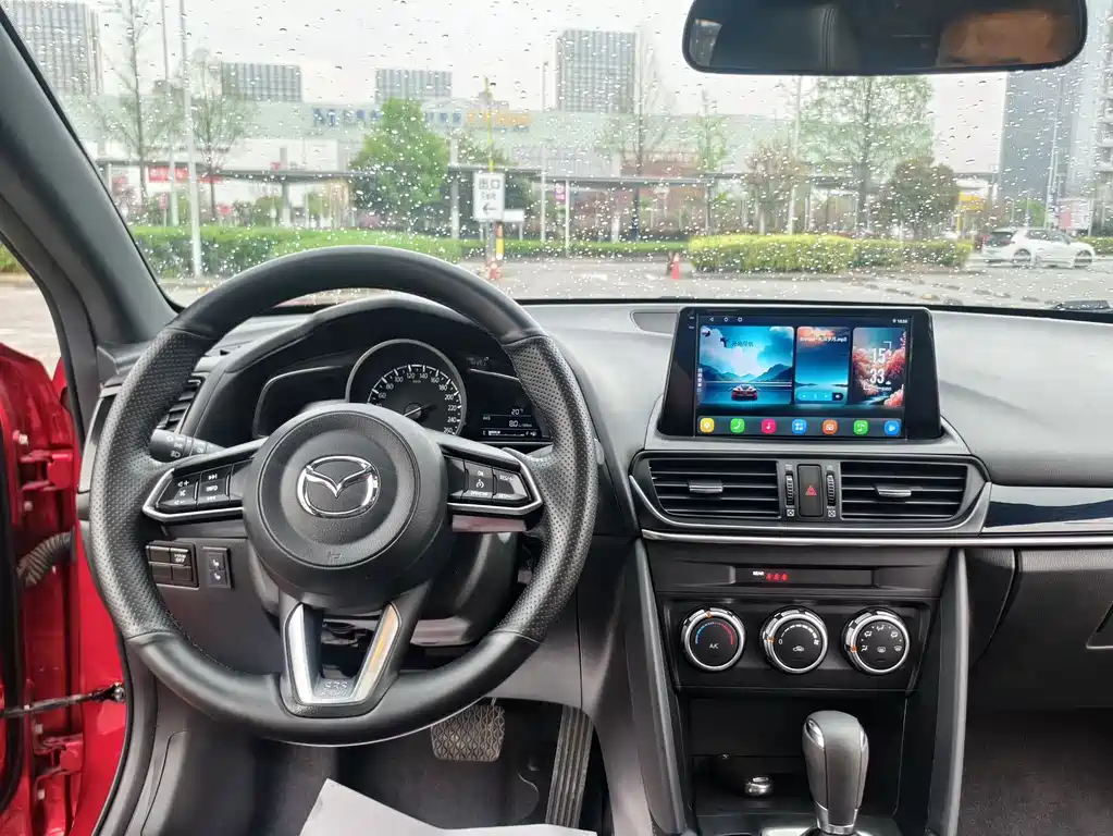 Mazda CX-4 — фото 17