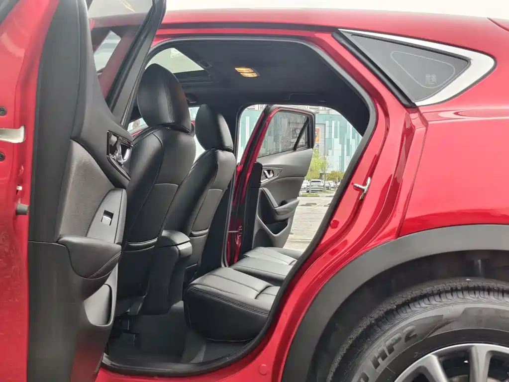 Mazda CX-4 — фото 8