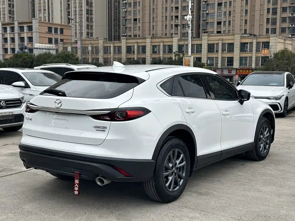 Mazda CX-4 — фото 9