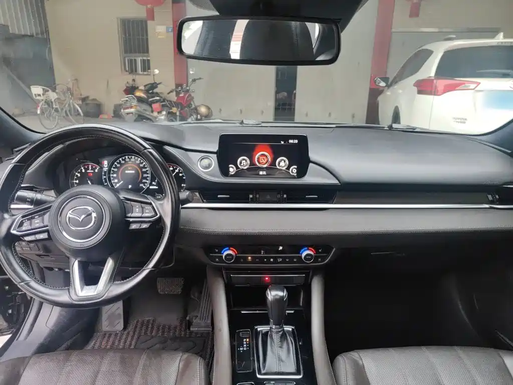 Mazda Atenza — фото 10