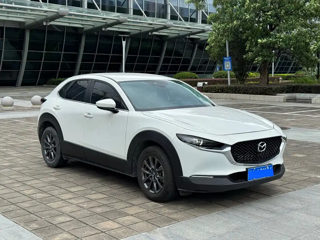 Mazda CX-30 — фото 2