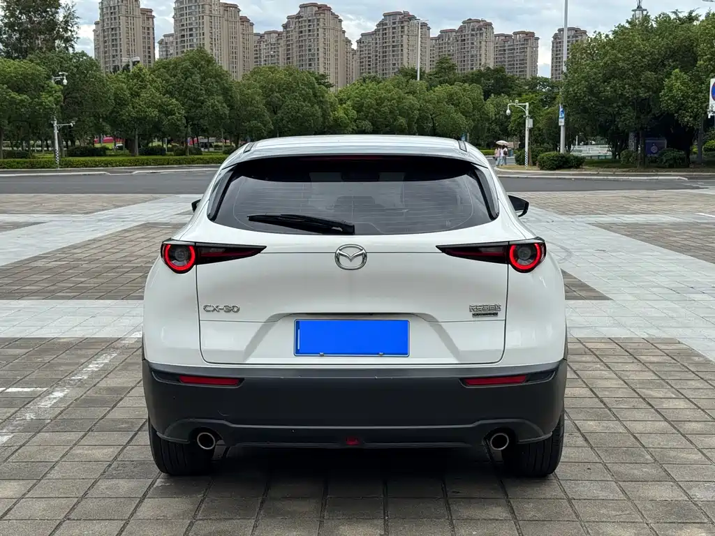 Mazda CX-30 — фото 6